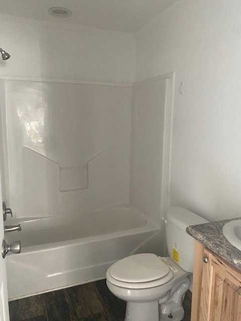 913 Sw 1st St - Photo 3 of 12