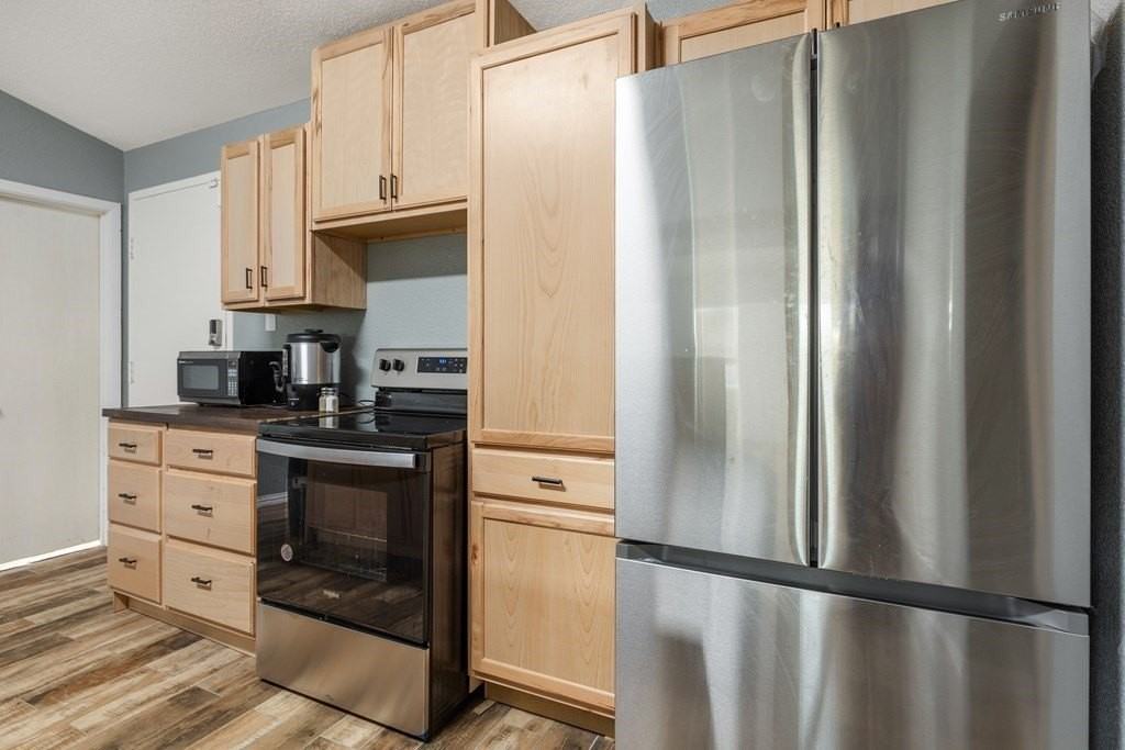 2114 N Jackson Ave - Photo 7 of 19