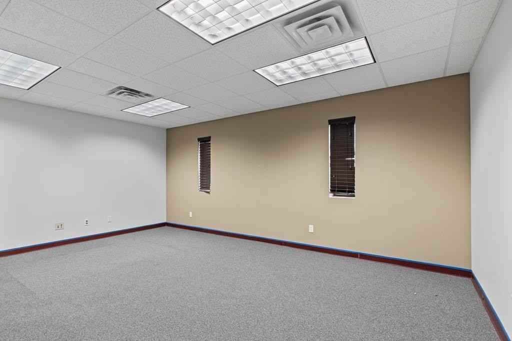 1128 S Grandview Ave - Photo 6 of 24