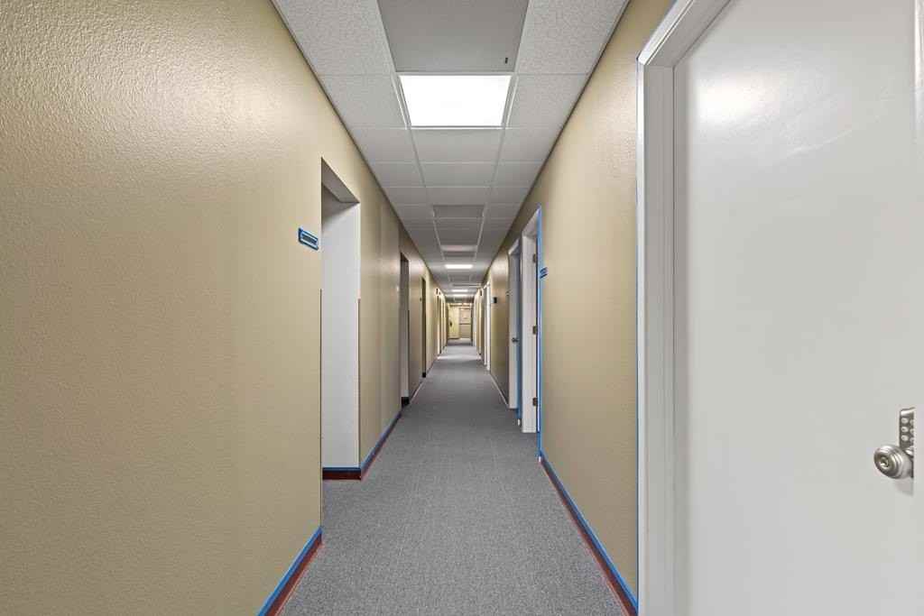 1128 S Grandview Ave - Photo 5 of 24