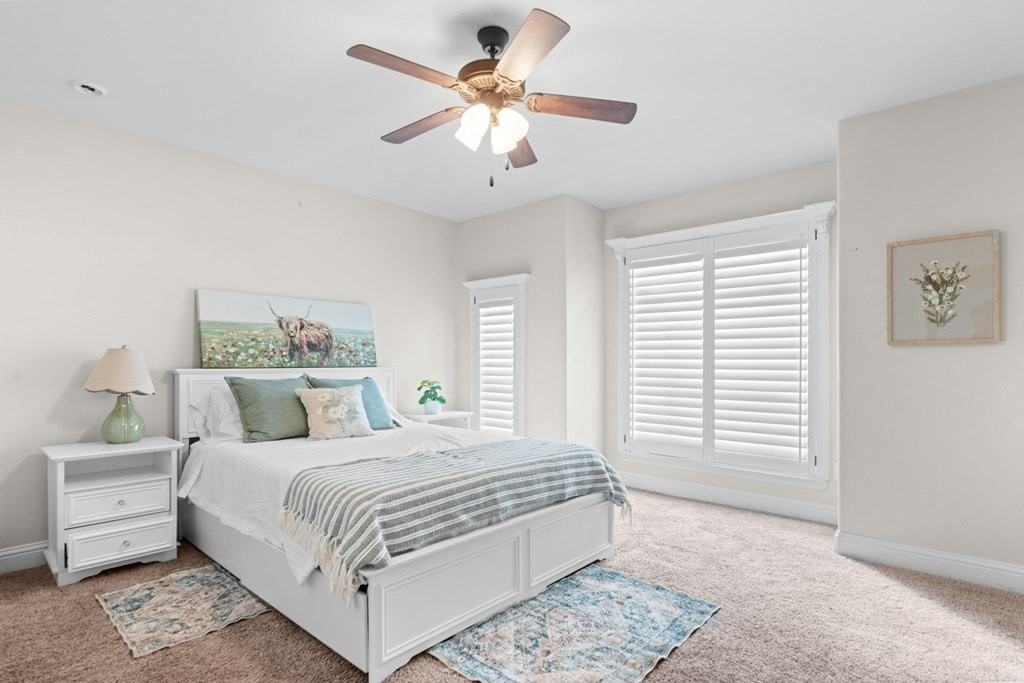 825 E 91st St - Photo 7 of 37