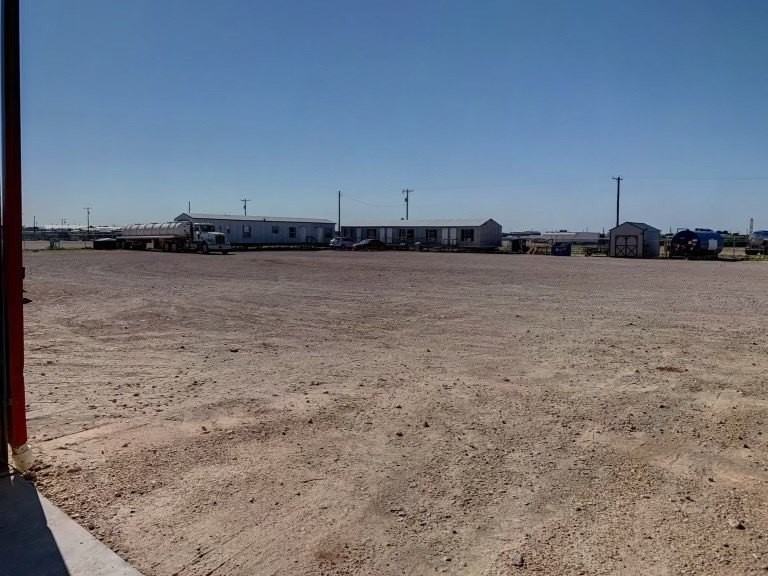 1471 Thrasher Ln - Photo 5 of 24