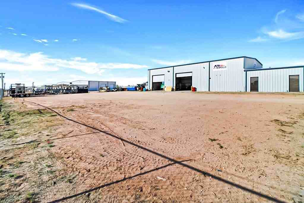 7903 West Industrial Avenue - Photo 4 of 21