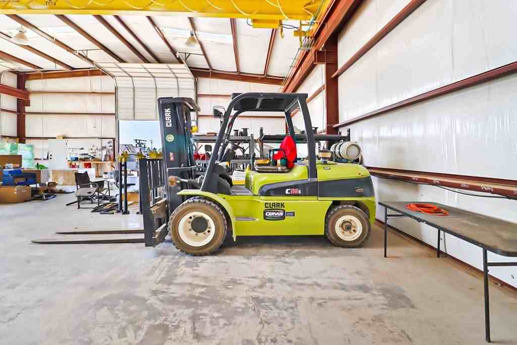 7903 West Industrial Avenue - Photo 6 of 21