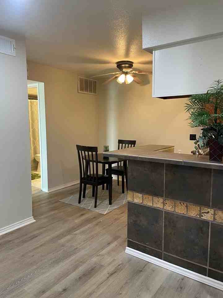 6701 Eastridge Rd - Photo 4 of 12