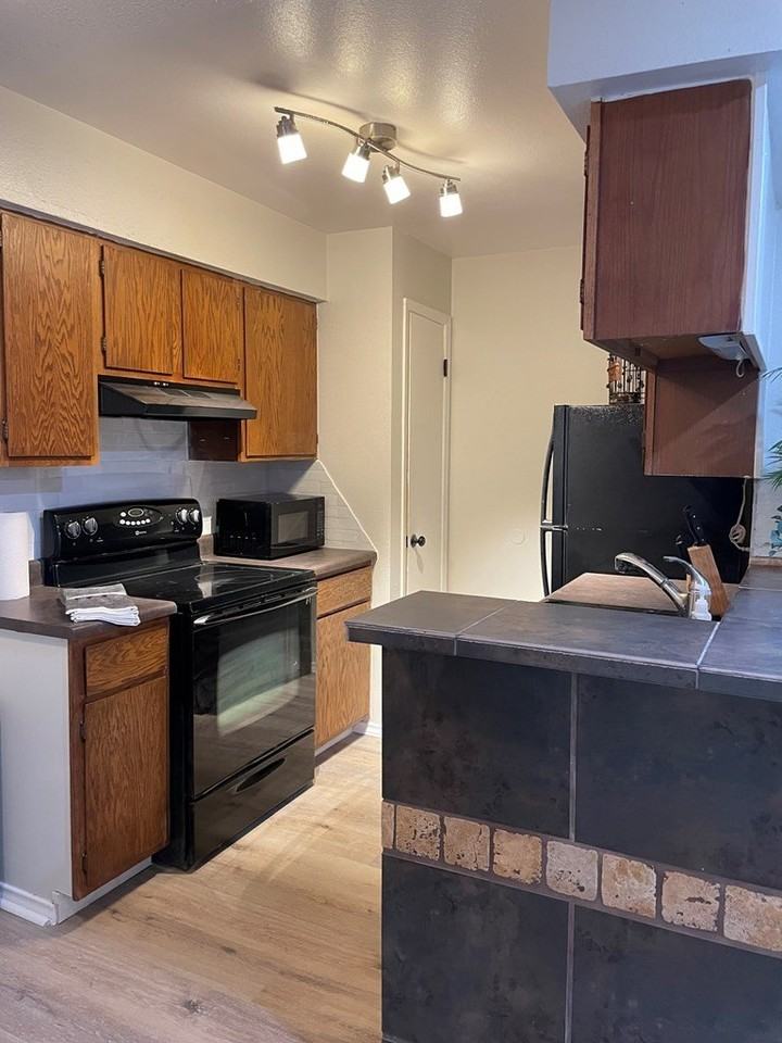 6701 Eastridge Rd - Photo 5 of 12