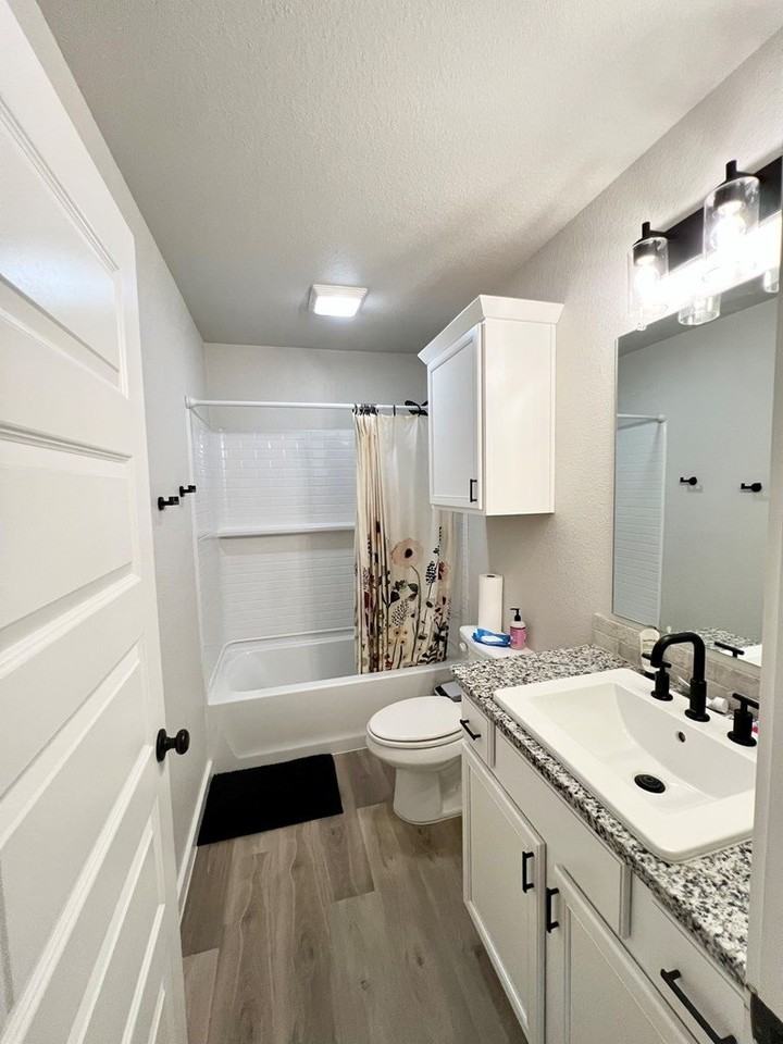 301 Panhandle Dr - Photo 6 of 13