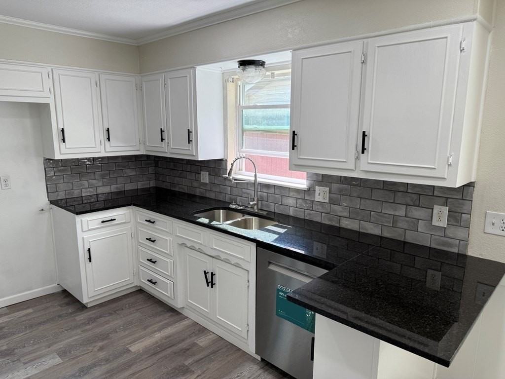 3821 E Everglade Ave - Photo 5 of 34