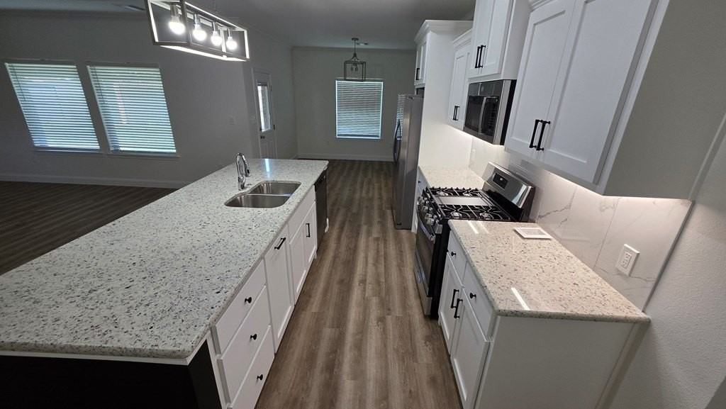 1004 Killdeer Court - Photo 5 of 29