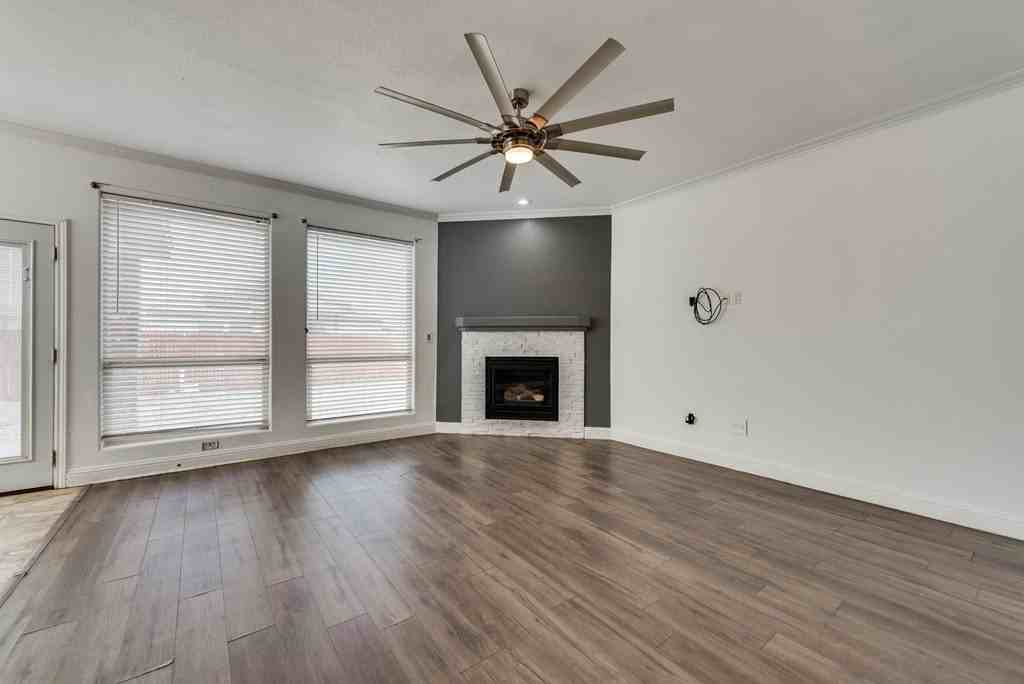 3904 Roma St - Photo 3 of 23