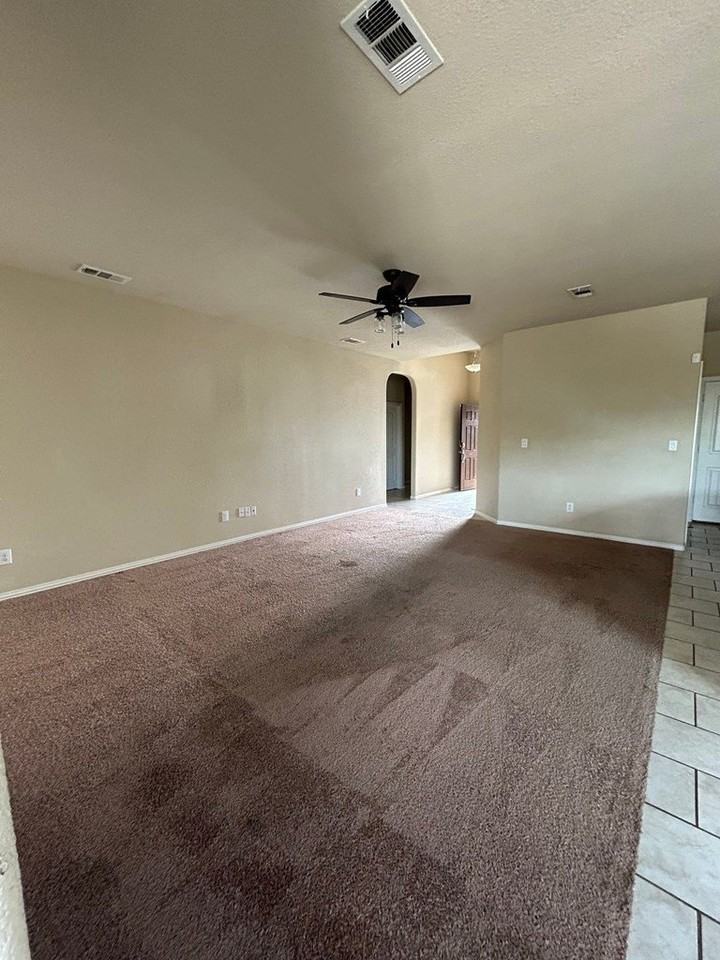 16 Brooks Ranch Road - Photo 2 of 11