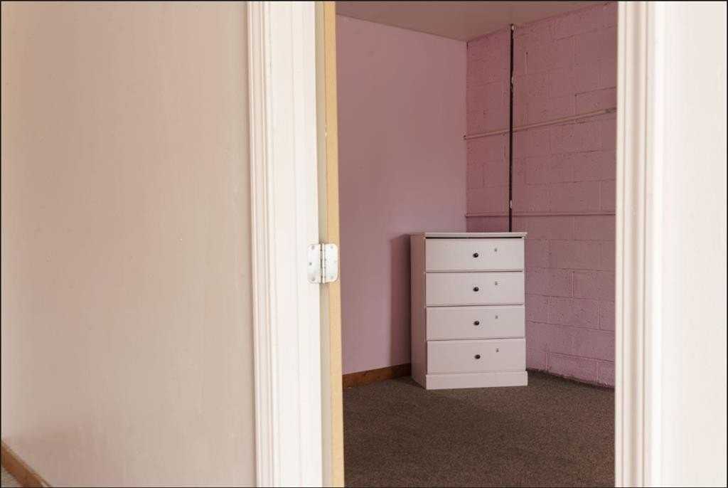 518 S Pecan St - Photo 4 of 29