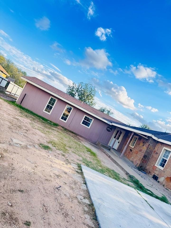 2017 West 10th Street #A - Photo 2 of 20