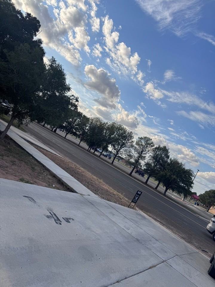 2017 West 10th Street #A - Photo 3 of 20