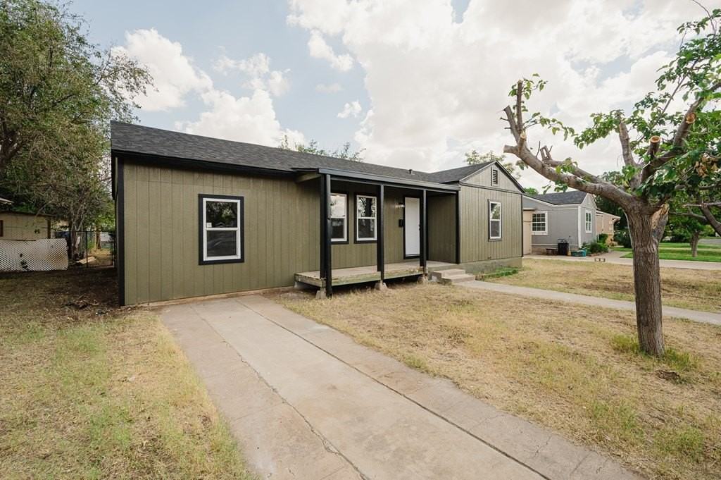 3106 Eisenhower Rd - Photo 2 of 16