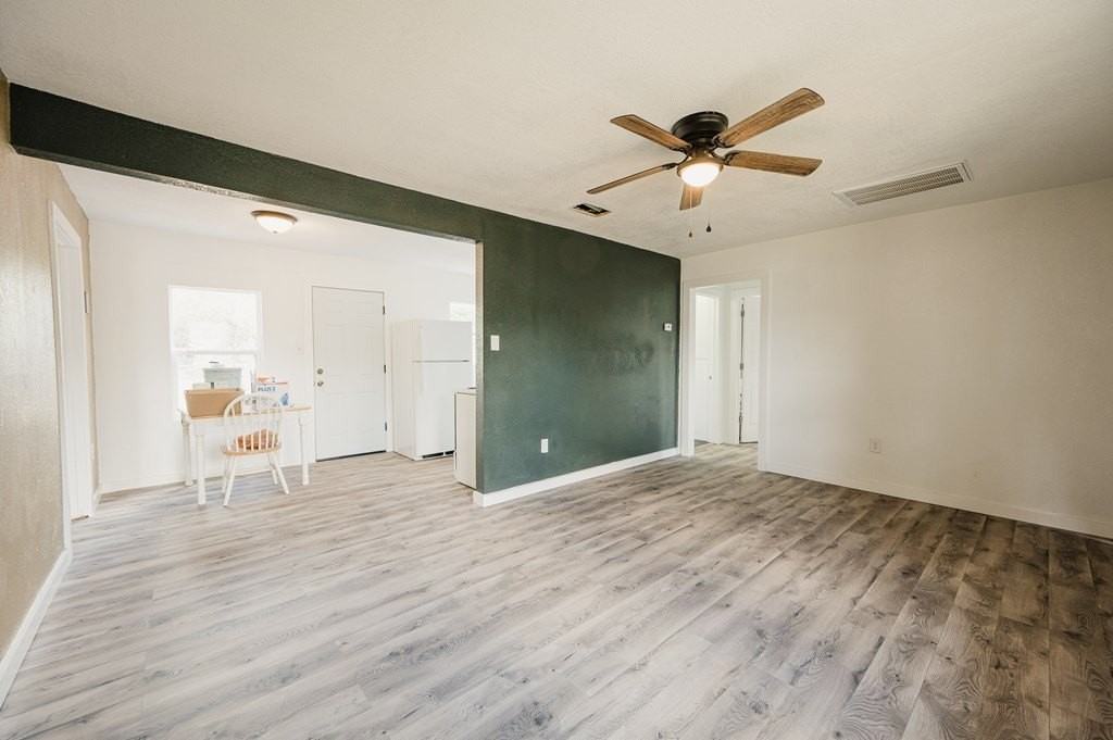 3106 Eisenhower Rd - Photo 6 of 16