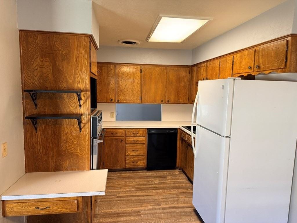 4252 Candy Ln - Photo 6 of 30