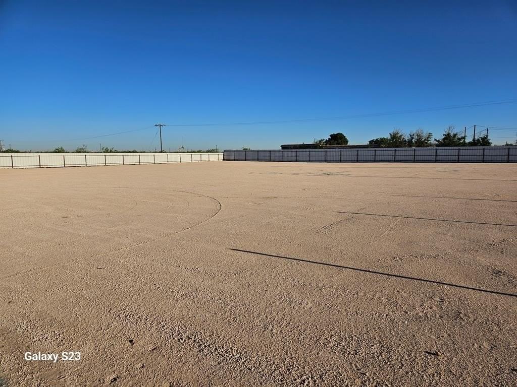 4424 W 8th St - Photo 5 of 27