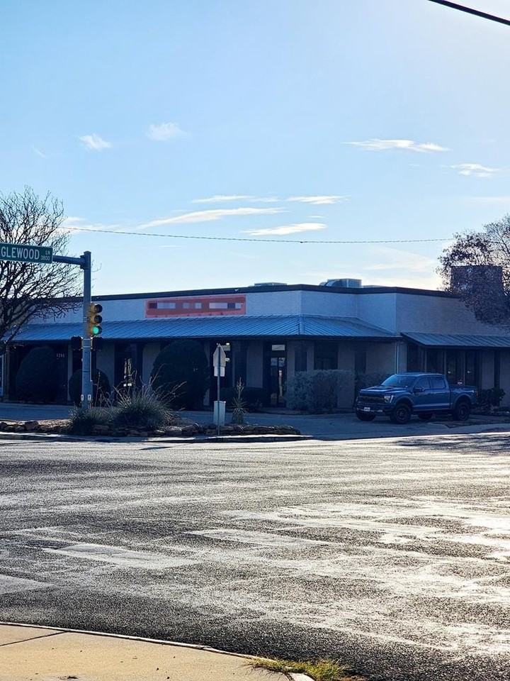 4200 Maple Avenue #105