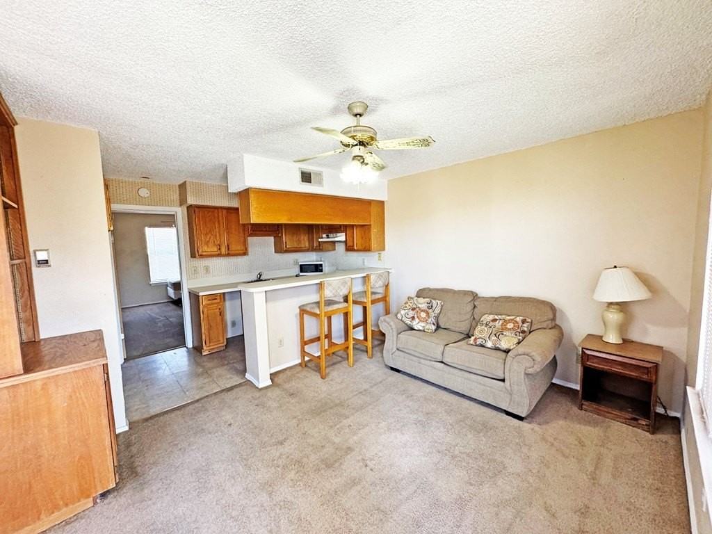 508 North Harrison Street - Photo 2 of 6