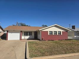 featured image of 4904 Locust Avenue