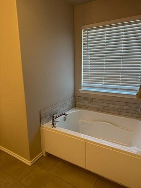 1122 East 89th Street - Photo 5 of 8