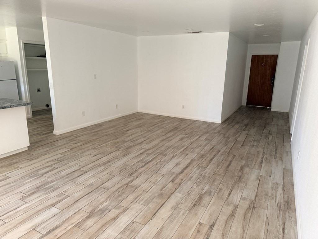 3808 Boulder Ave - Photo 4 of 27