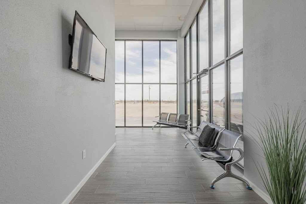 1881 South Redline Avenue - Photo 4 of 31