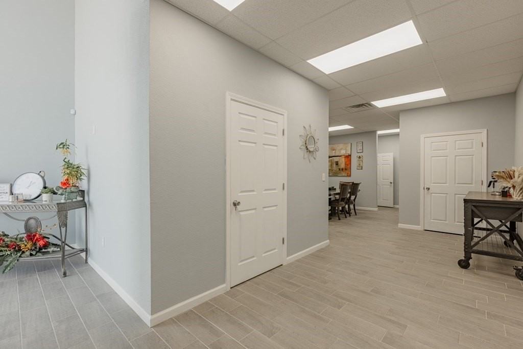 1881 South Redline Avenue - Photo 6 of 31