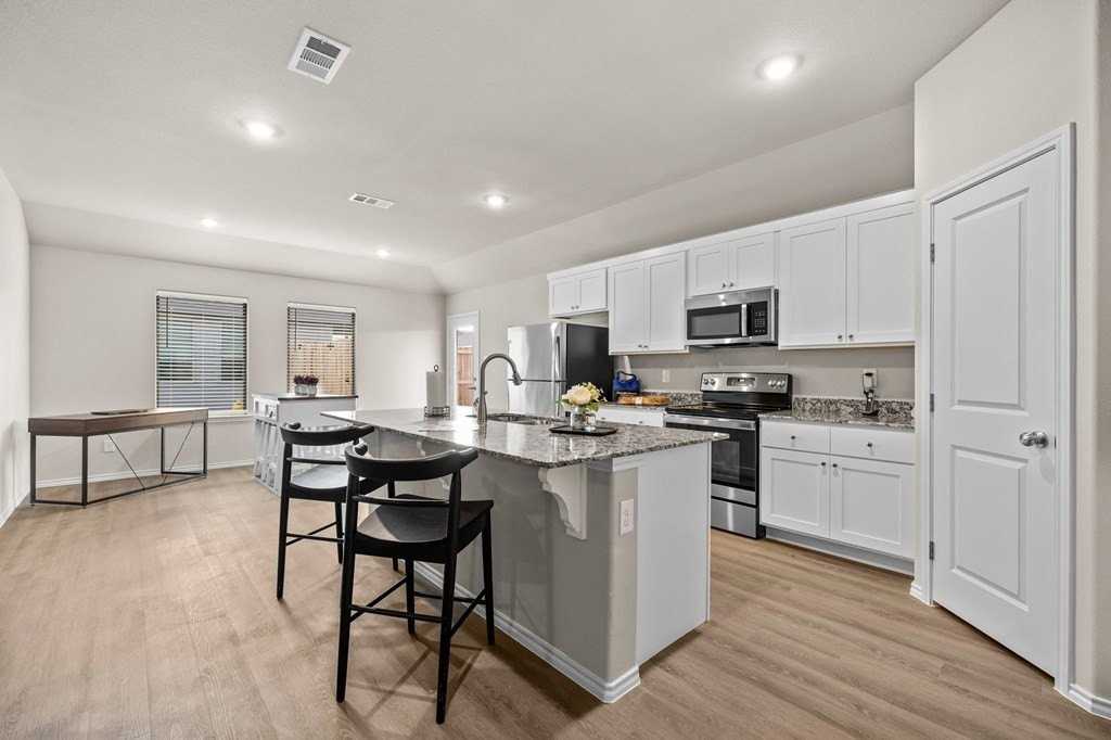 8330 E County Road 115 - Photo 2 of 15