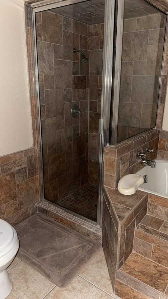 2303 Bainbridge Dr Unit 2303 #2303 - Photo 4 of 10