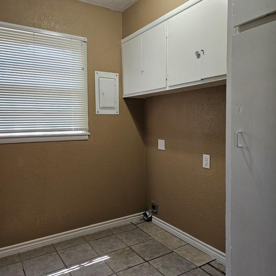 801 W Golf Course Rd - Photo 6 of 22