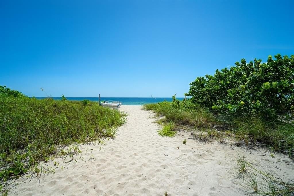 5200 North Ocean Boulevard #109