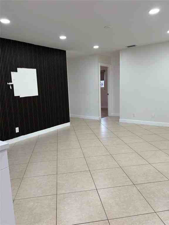 11922 Nw 26th Pl - Photo 5 of 15