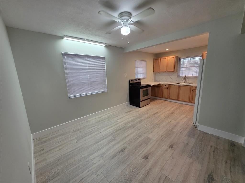 1739 Jackson St - Photo 5 of 15