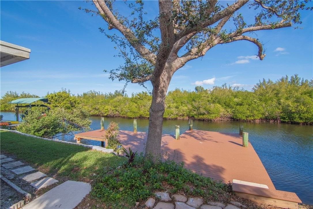 922 Jackson Way - Photo 2 of 34