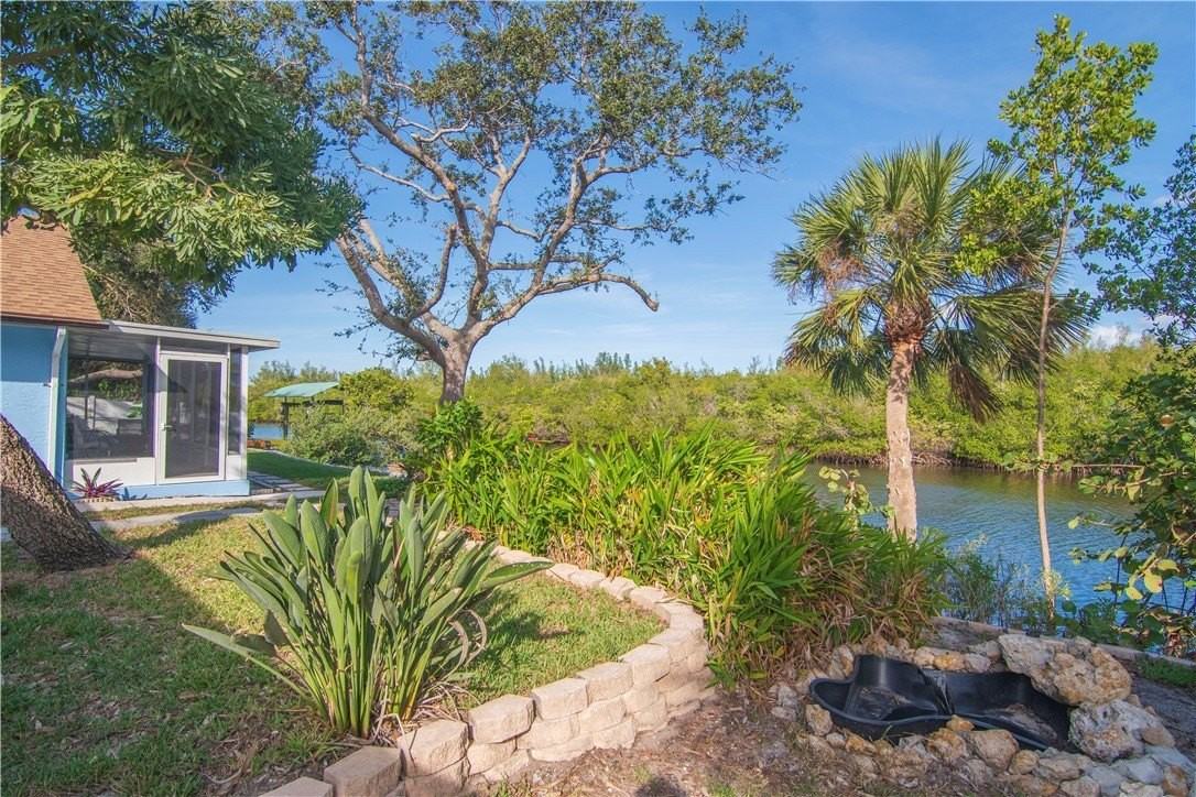 922 Jackson Way - Photo 4 of 34