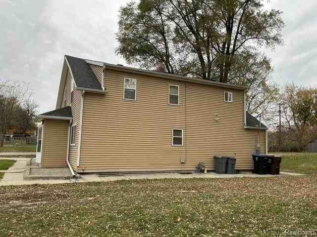 782 Harriet St - Photo 5 of 27