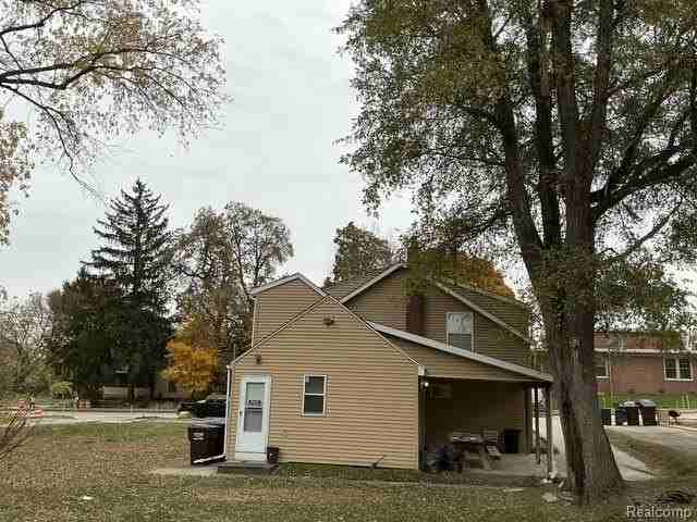 782 Harriet St - Photo 6 of 27