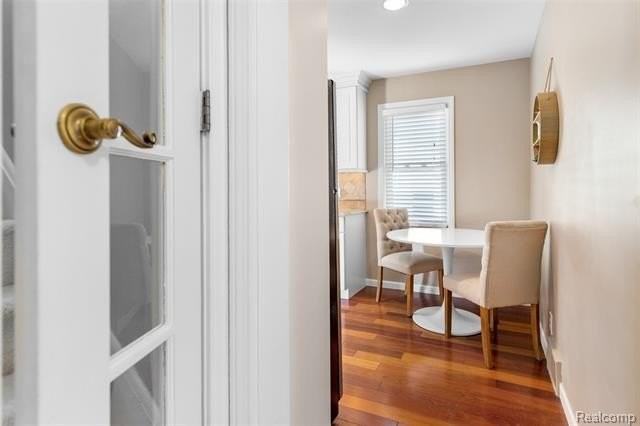 1901 Holland St - Photo 7 of 26