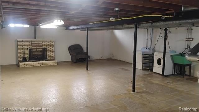 1265 Woodbourne St - Photo 3 of 14