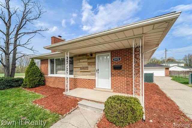 5972 Mcmillan St - Photo 2 of 23