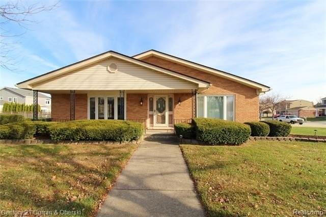 15810 Cumberland St - Photo 2 of 29