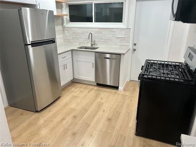 667 Heights Rd - Photo 5 of 14