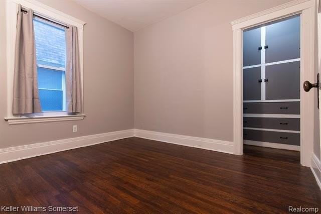 2457 Lothrop St - Photo 7 of 15