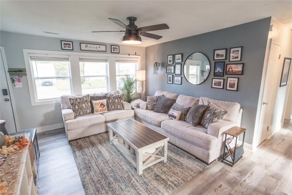 252 Driftwood Road - Photo 3 of 32