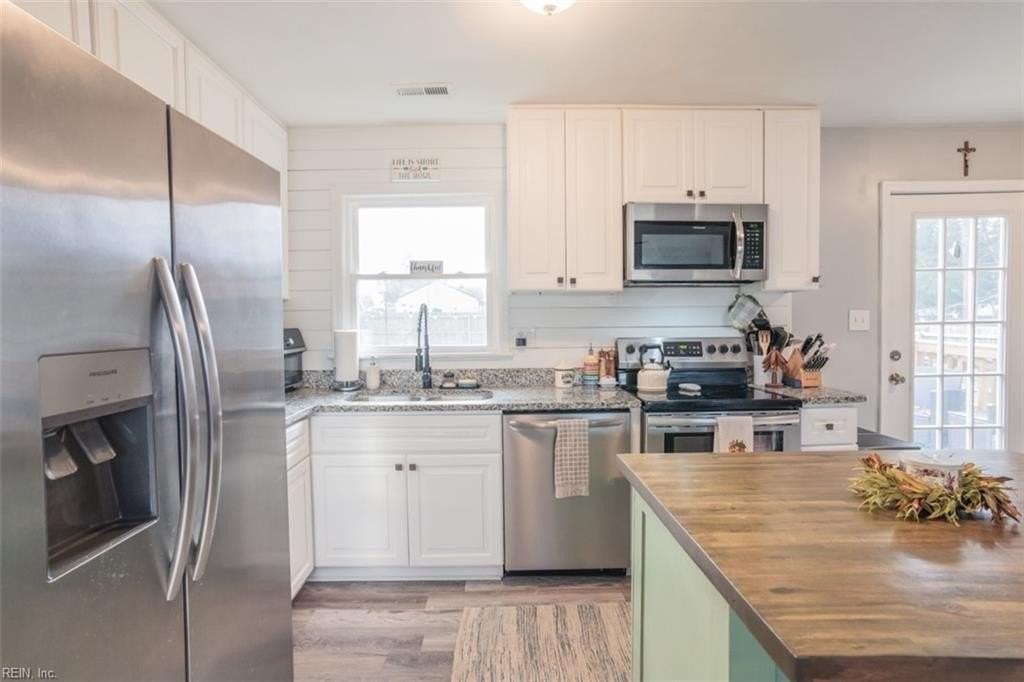 252 Driftwood Road - Photo 6 of 32