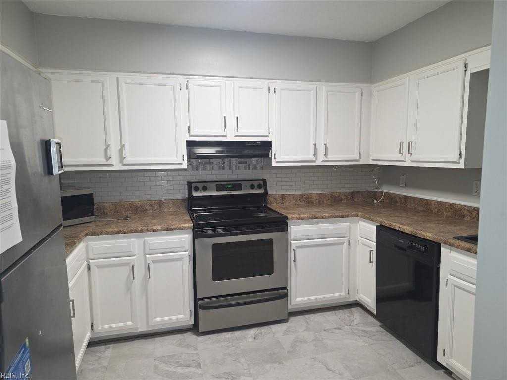 1687 Skiffes Blvd - Photo 4 of 16