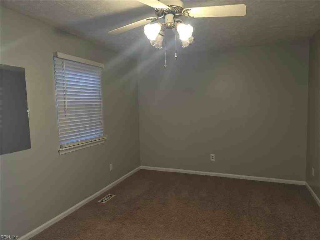 1687 Skiffes Blvd - Photo 6 of 16