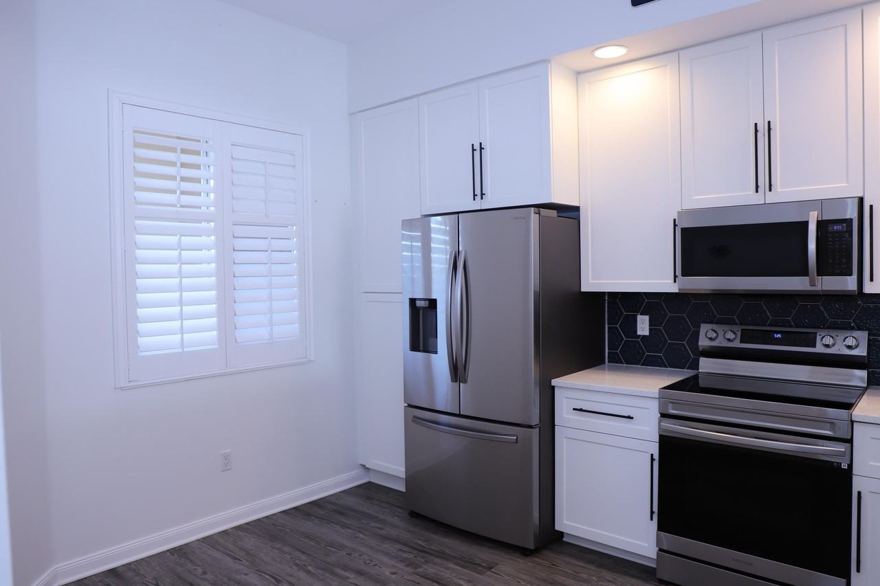 10 10 Harbour Isle 206 Drive E #206 - Photo 4 of 12